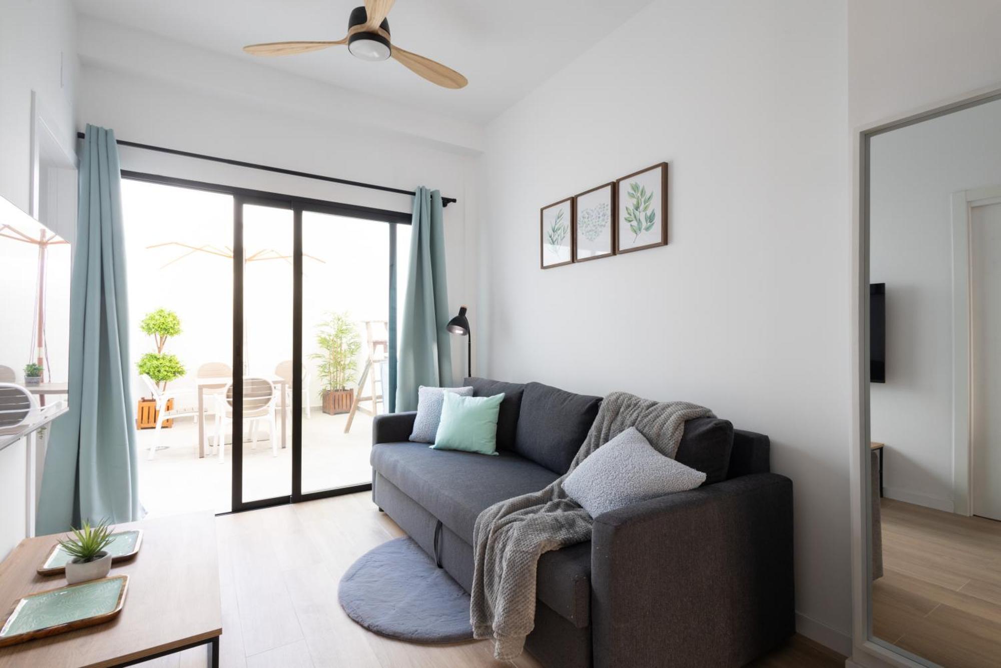 Cruz Cubierta Apartments Valencia Exterior photo